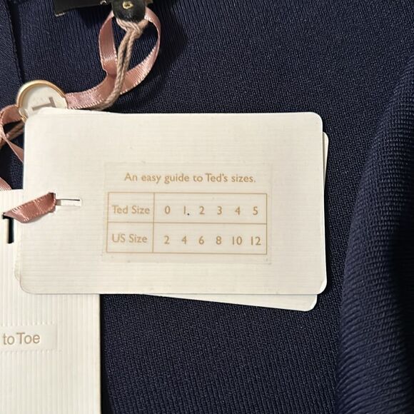 Ted Baker 5 - 12 Navy Scalloped Eyelet Knit Detail Back Zip Pencil Skirt - Picture 11 of 11